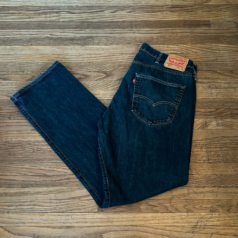 Men’s Levi’s 501 Button Fly Dark Wash Jeans 38/32